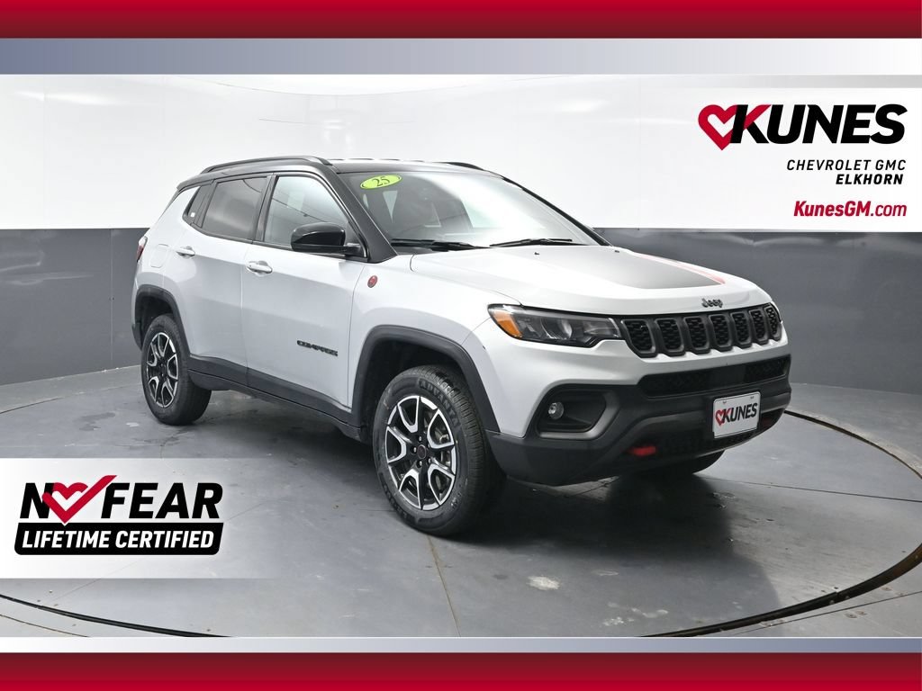 Used 2025 Jeep Compass Trailhawk
