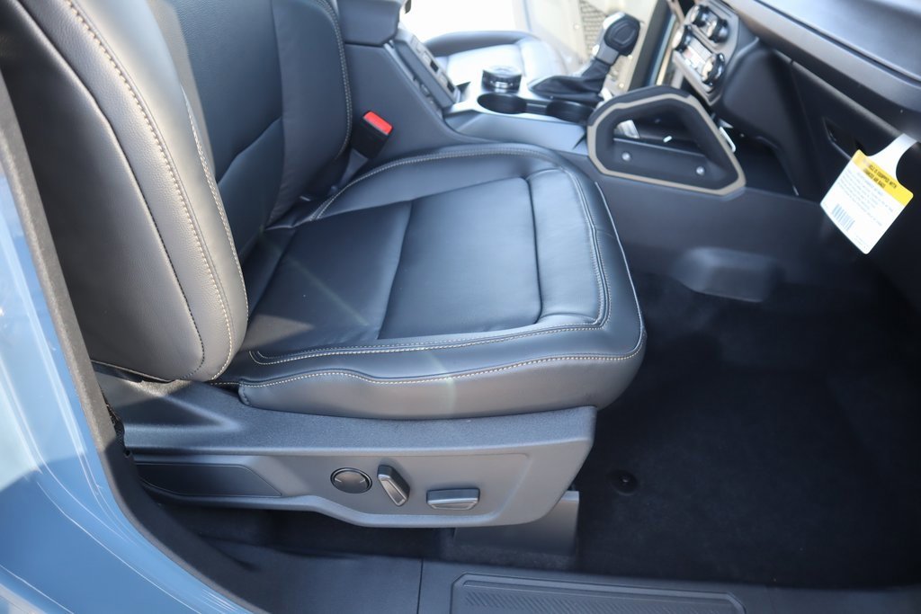 New 2025 Ford Bronco Badlands image 16