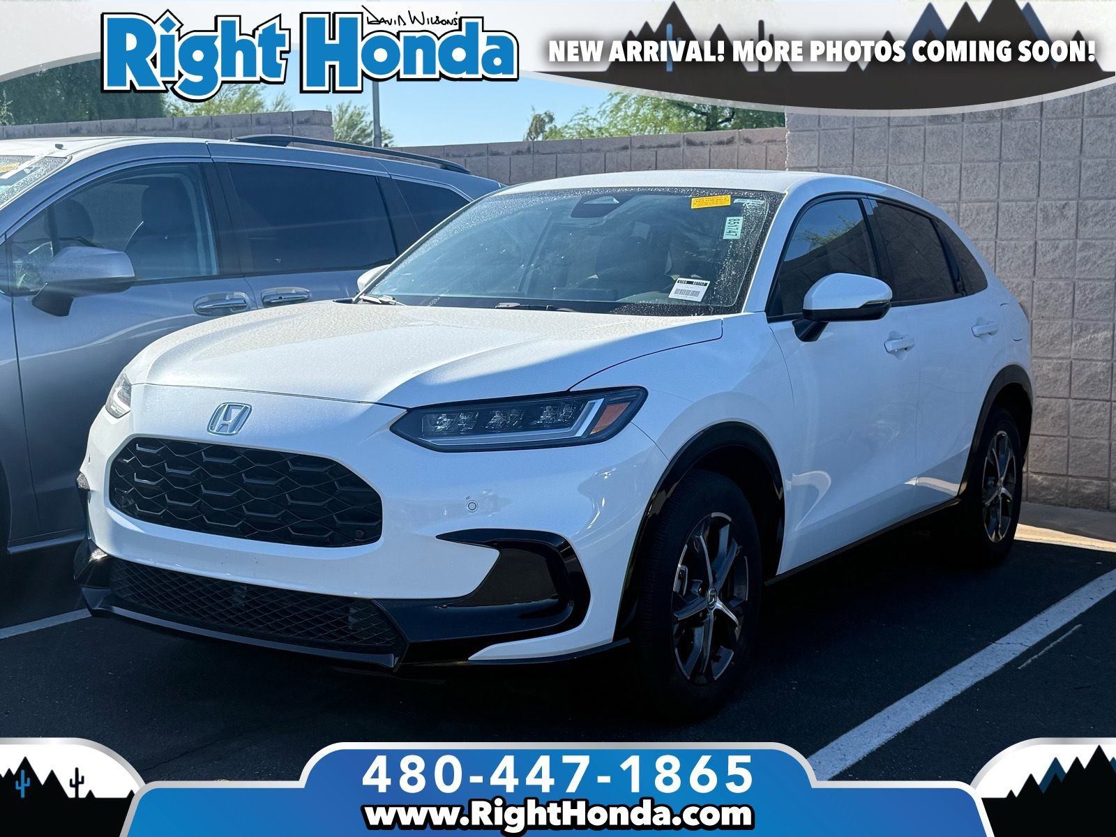 Used 2023 Honda HR-V EX-L image 1