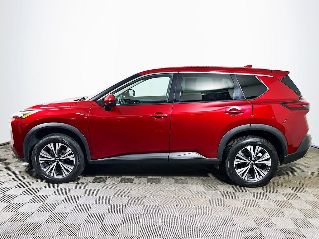 Used 2021 Nissan Rogue SV image 4
