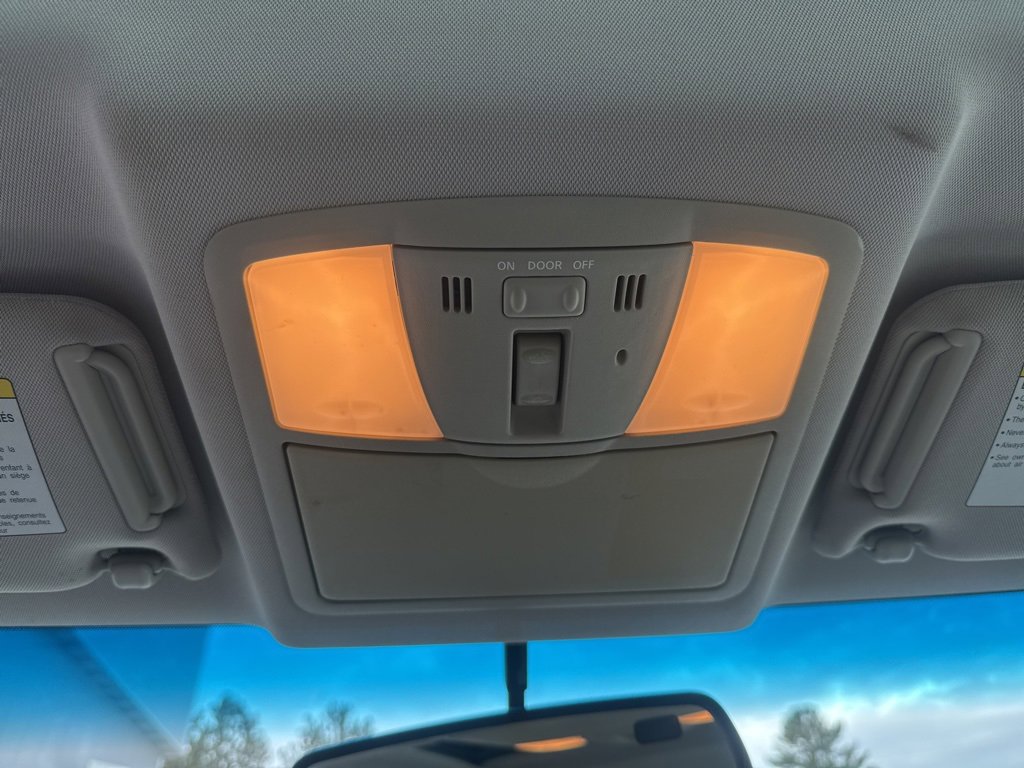 Used 2012 INFINITI G25 Journey image 14