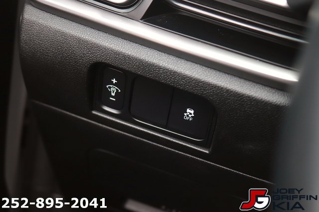 Certified 2026 Kia Sorento LX FWD image 27