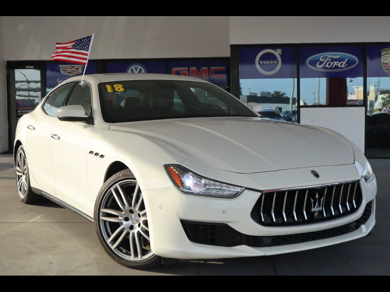 Used 2019 Maserati Ghibli S Q4 AWD/4WD image 1