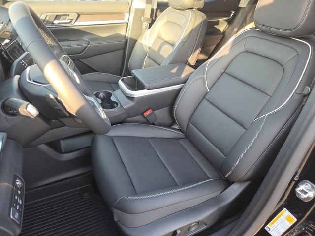 New 2026 GMC Terrain Denali w/ LPO, Floor Liner Package image 33
