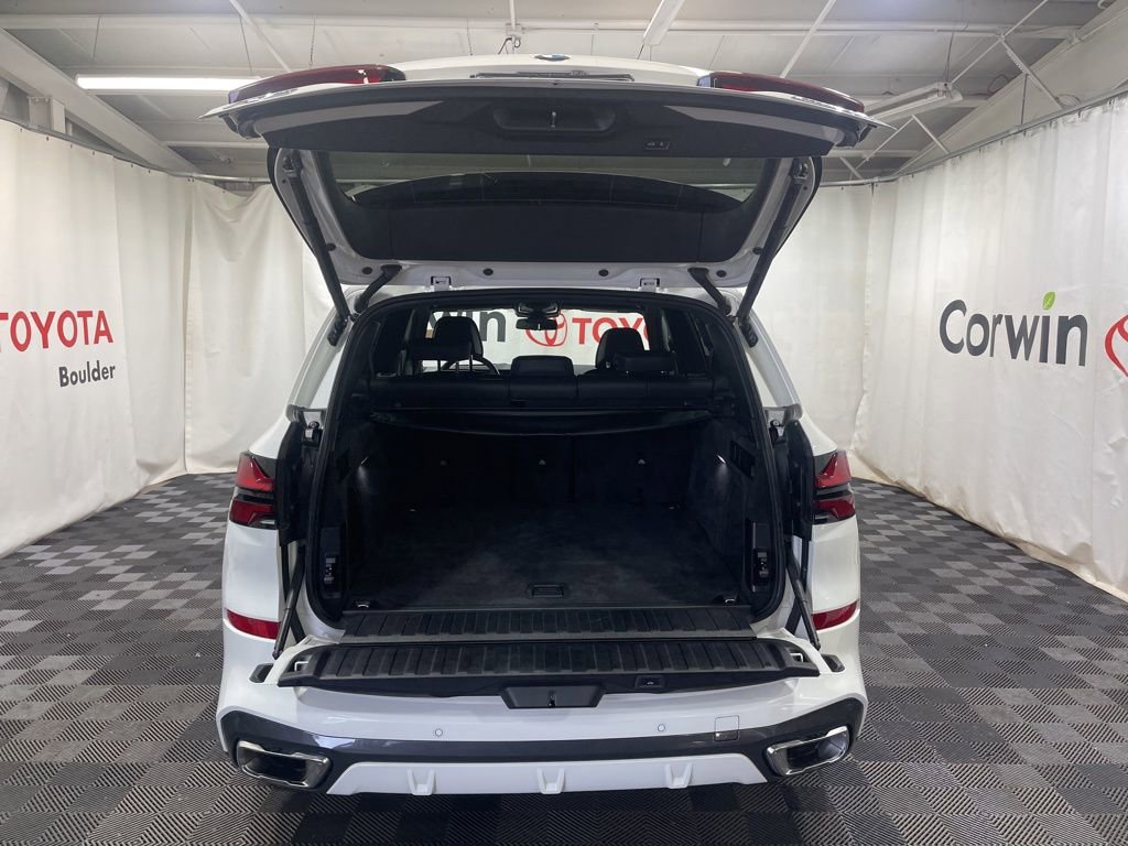 Used 2026 BMW X5 xDrive40i AWD/4WD image 8
