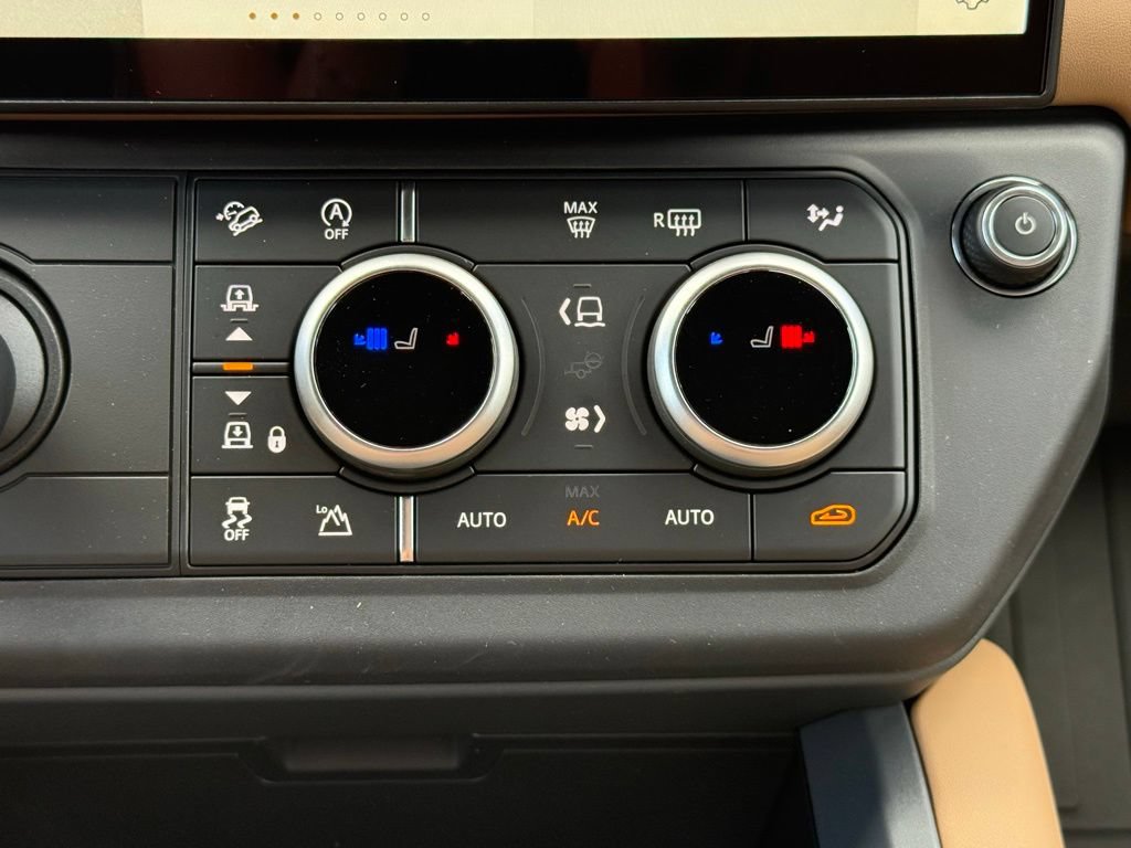 New 2026 Land Rover Defender 110 X-Dynamic SE AWD/4WD image 23
