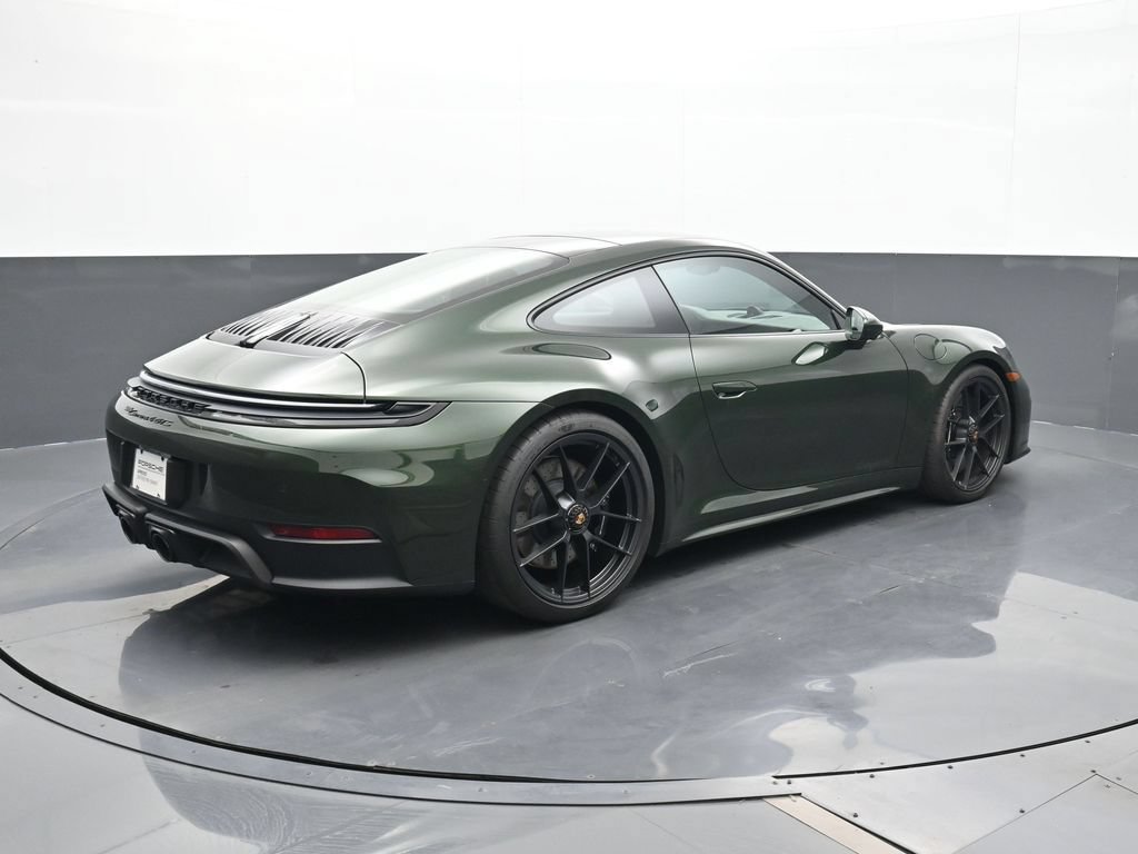 Certified 2026 Porsche 911 Carrera 4 GTS w/ Premium Package AWD/4WD image 18