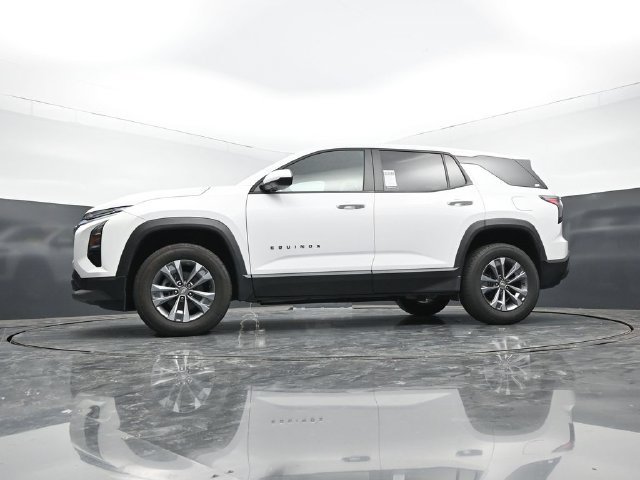 Used 2025 Chevrolet Equinox LT FWD image 60