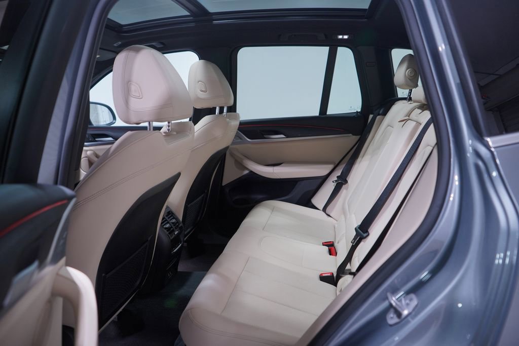 Used 2024 BMW X3 sDrive30i w/ Convenience Package image 9