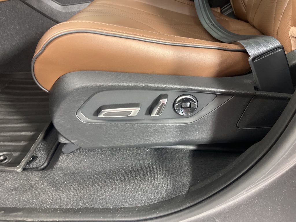 Certified 2026 Acura MDX SH-AWD w/ Advance Package image 24