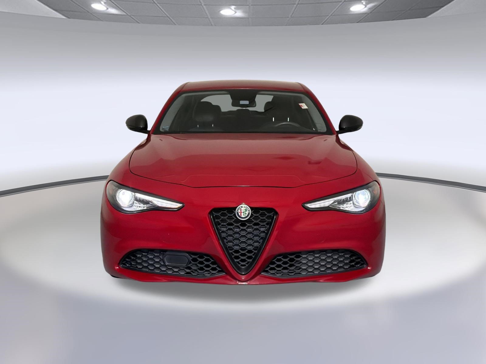Used 2019 Alfa Romeo Giulia w/ Nero Edizione RWD image 5
