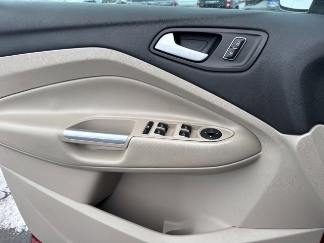 Used 2014 Ford Escape SE image 22