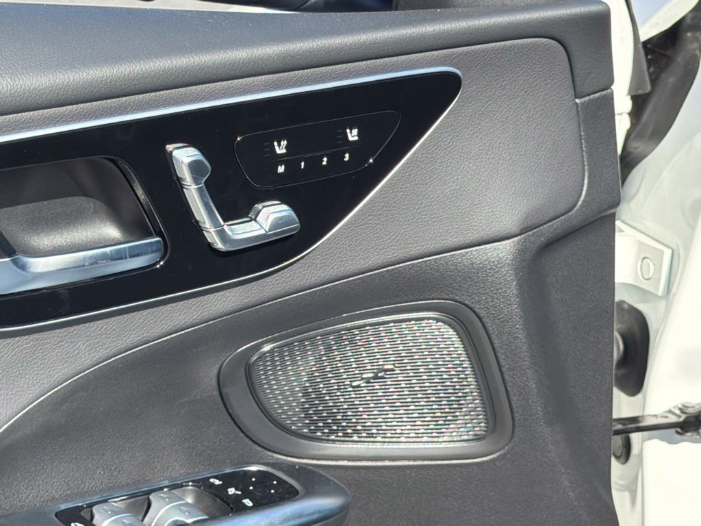 New 2026 Mercedes-Benz C 300 Sedan image 19