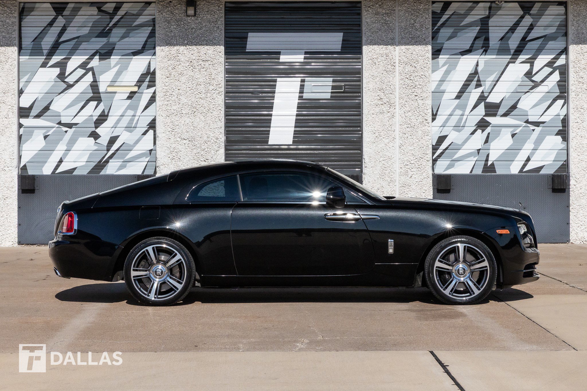 Used 2017 Rolls-Royce Wraith image 18