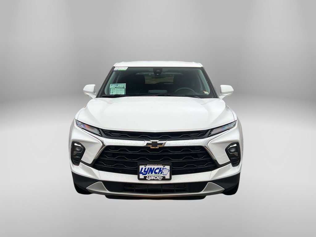 Used 2024 Chevrolet Blazer LT w/ Driver Confidence Package image 7