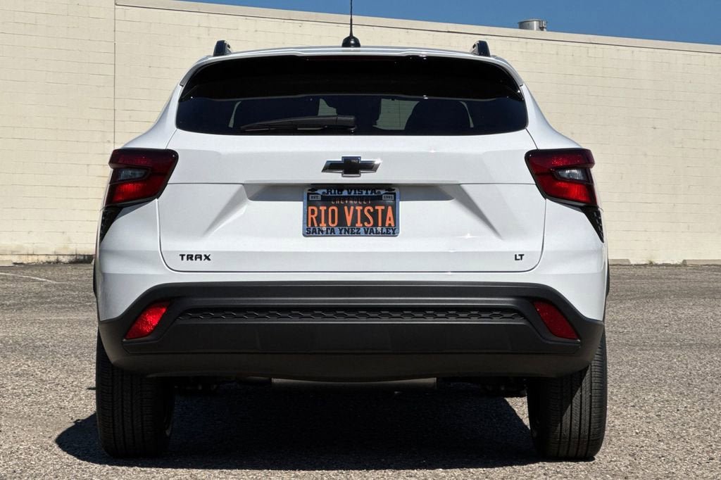 New 2026 Chevrolet Trax LT w/ Sunroof Package image 5