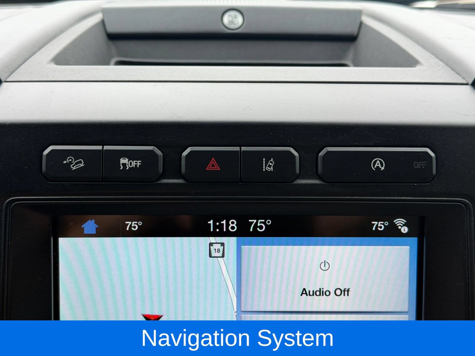 Used 2018 Ford Expedition Limited w/ Equipment Group 301A AWD/4WD image 27