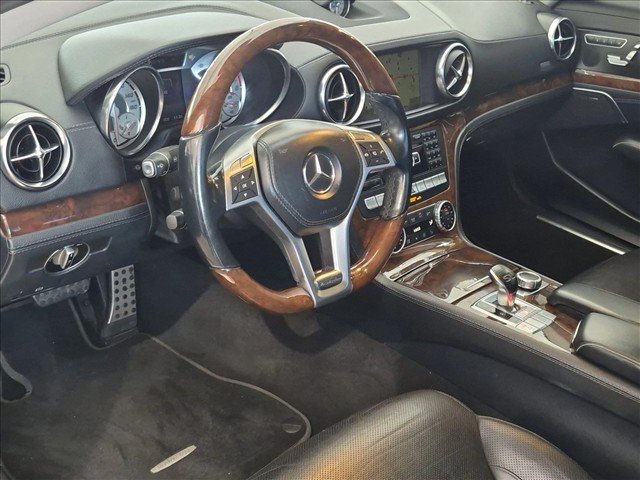 Used 2014 Mercedes-Benz SL 550 image 10