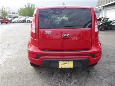 Used 2013 Kia Soul + image 7