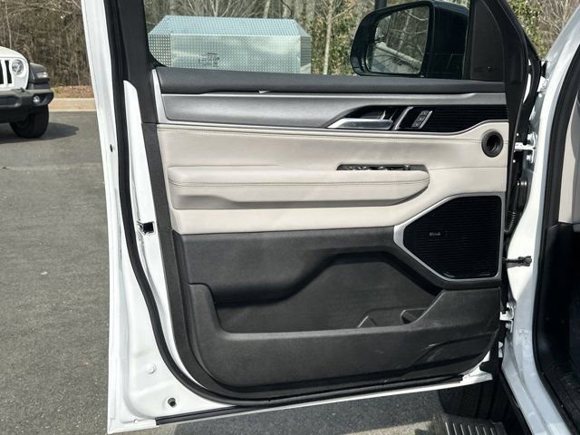 New 2026 Jeep Grand Wagoneer Limited image 11