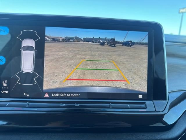 Used 2024 Volkswagen Atlas SE image 13