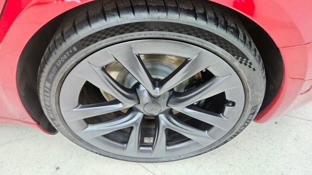 Used 2022 Tesla Model S image 58