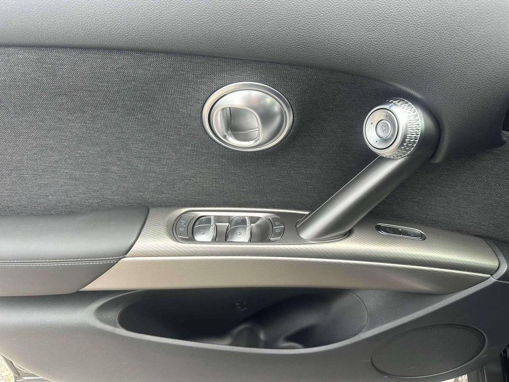 New 2025 Genesis GV60 Advanced AWD/4WD image 15