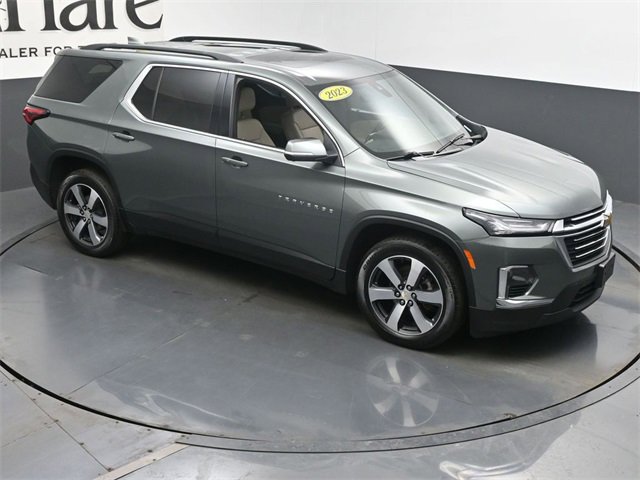 Used 2023 Chevrolet Traverse LT w/ LT Premium Package image 50