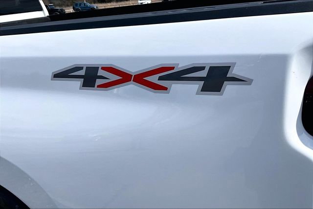 Used 2025 Chevrolet Silverado 2500 LT w/ Convenience Package image 25