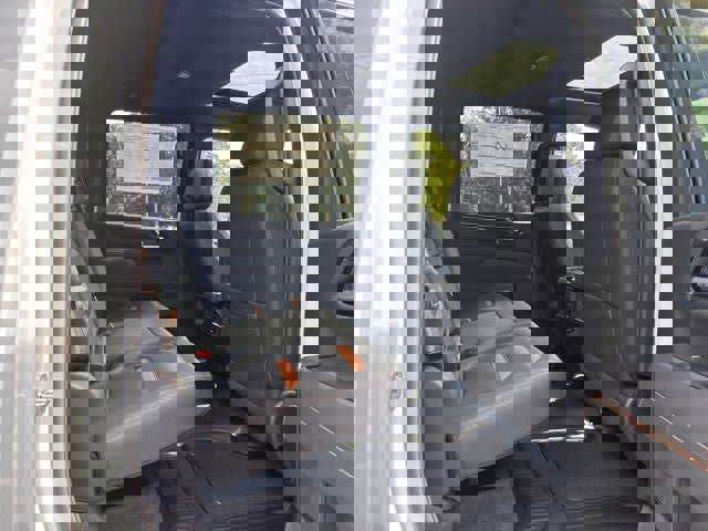 New 2026 GMC Sierra 2500 AT4 w/ AT4 Premium Plus Package image 39