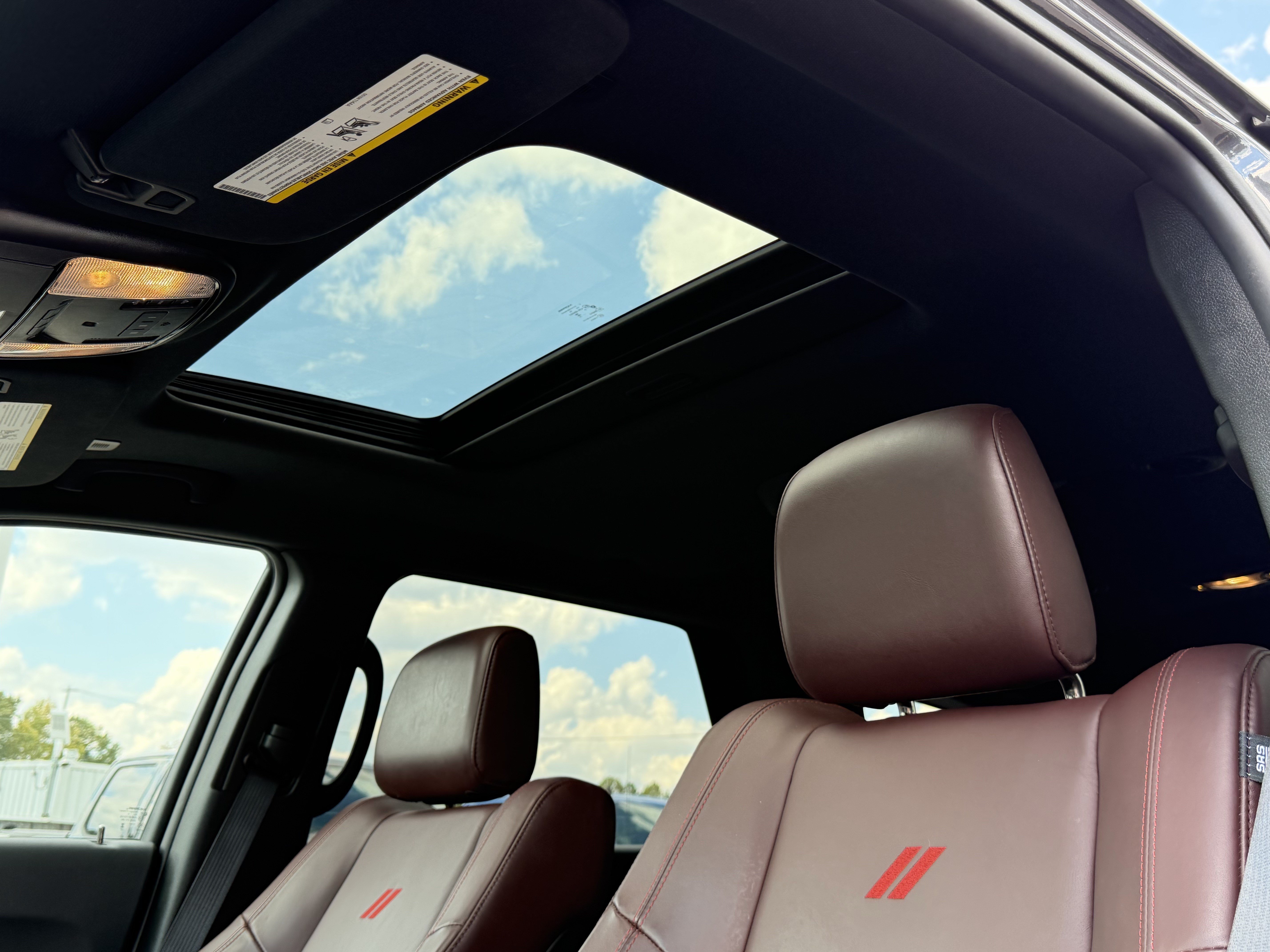 Used 2025 Dodge Durango R/T AWD/4WD image 31