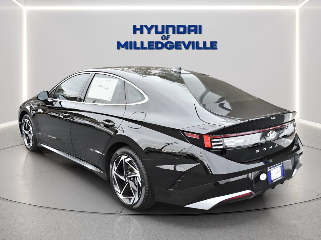 New 2026 Hyundai Sonata SEL FWD image 3
