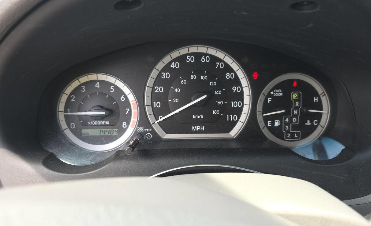 Used 2008 Toyota Sienna CE image 10