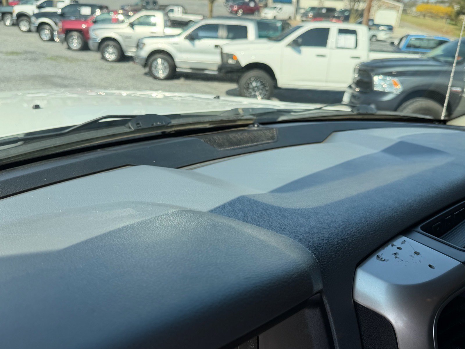 Used 2016 RAM 2500 SLT w/ Protection Group image 29