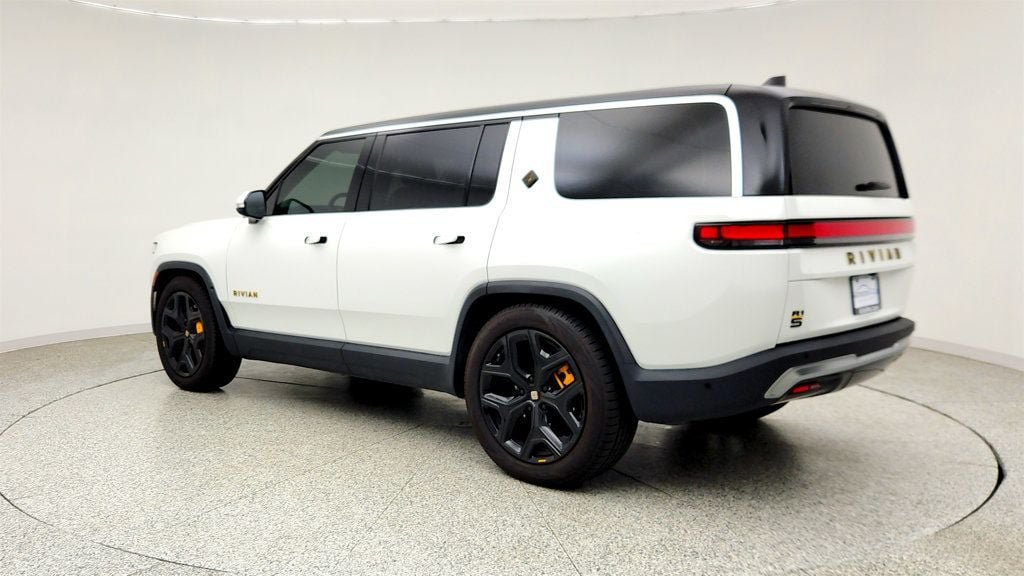 Used 2024 Rivian R1S Adventure AWD/4WD image 7