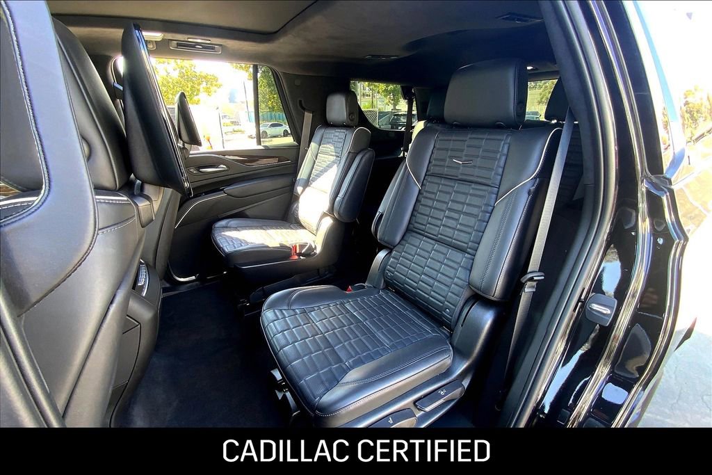 Certified 2023 Cadillac Escalade Sport Platinum w/ LPO, ONYX Package AWD/4WD image 20