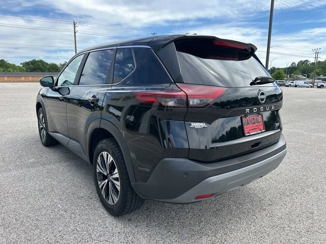 Used 2023 Nissan Rogue SV image 5