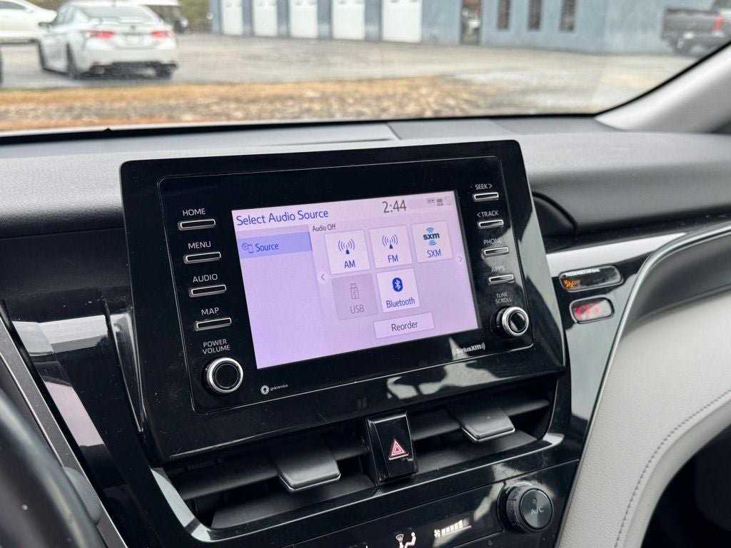 Used 2021 Toyota Camry SE FWD image 24
