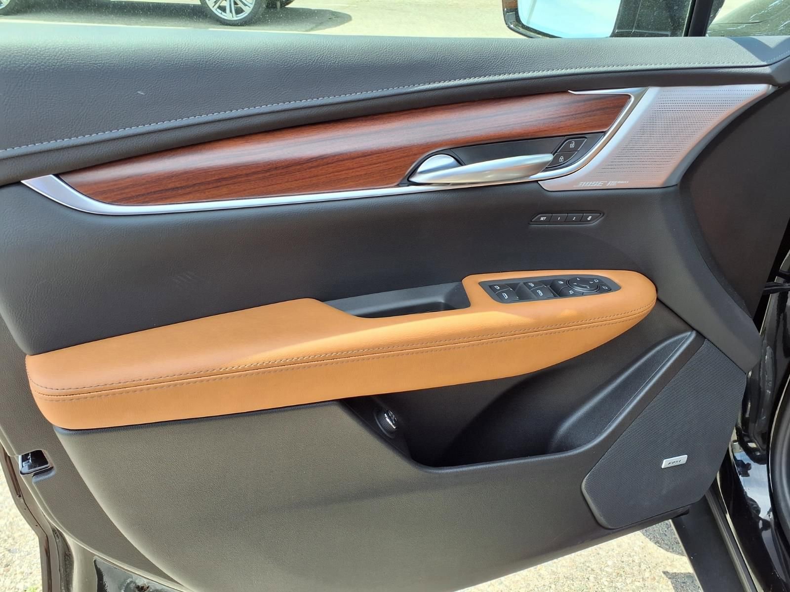 New 2026 Cadillac XT5 Premium Luxury w/ LPO, Floor Liner Package AWD/4WD image 12