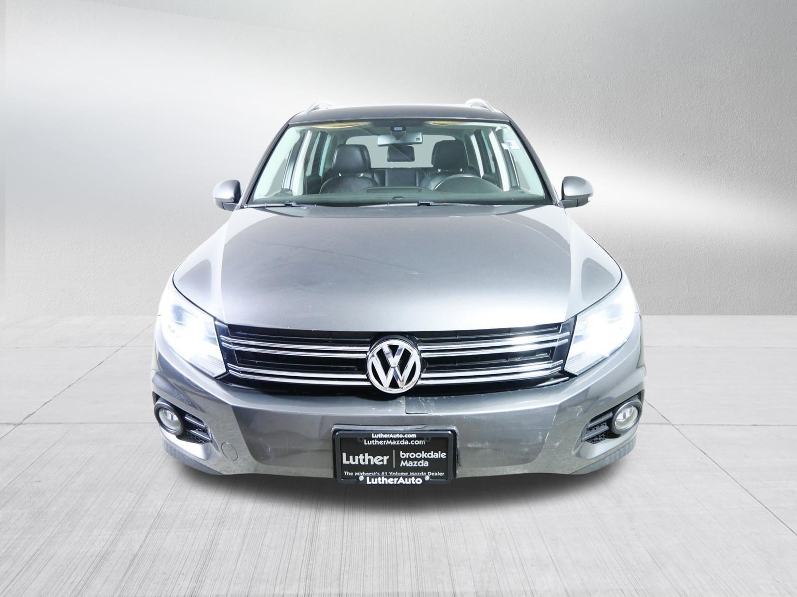 Used 2013 Volkswagen Tiguan SEL AWD/4WD image 2