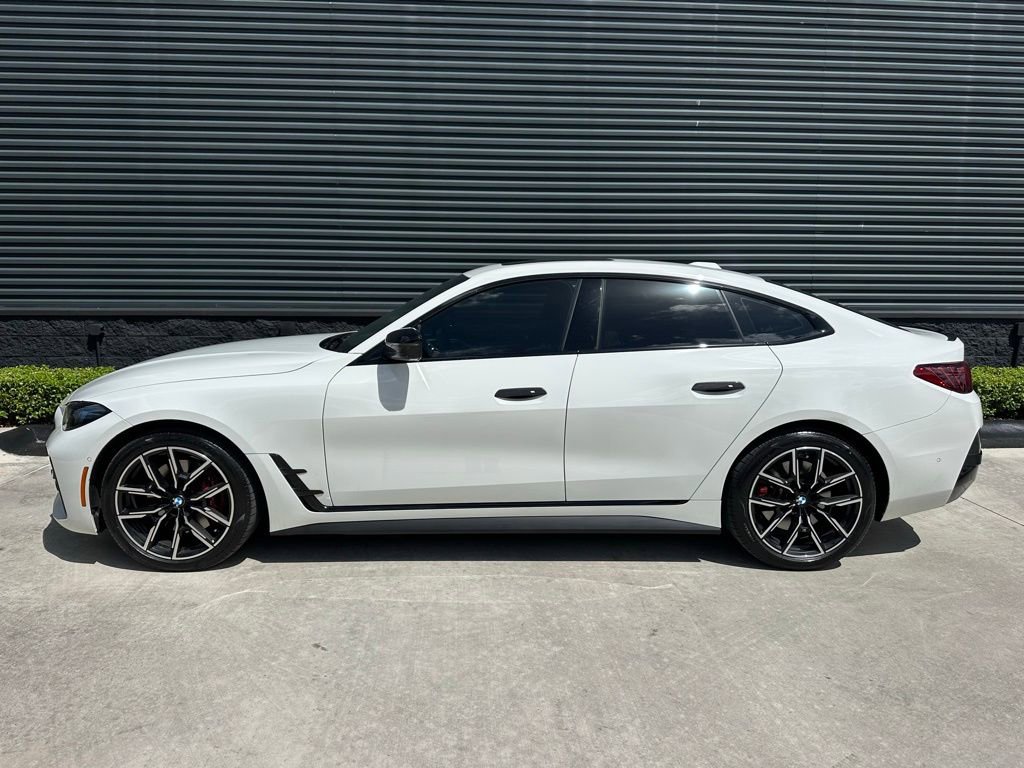 Used 2025 BMW 430i w/ M Sport Package image 2