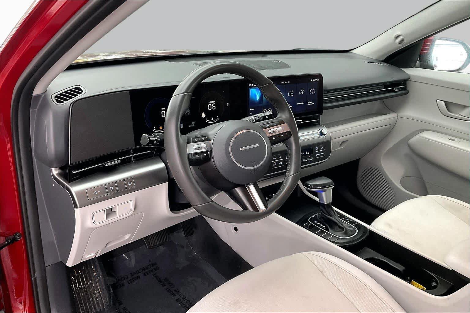 Certified 2024 Hyundai Kona SEL FWD image 18