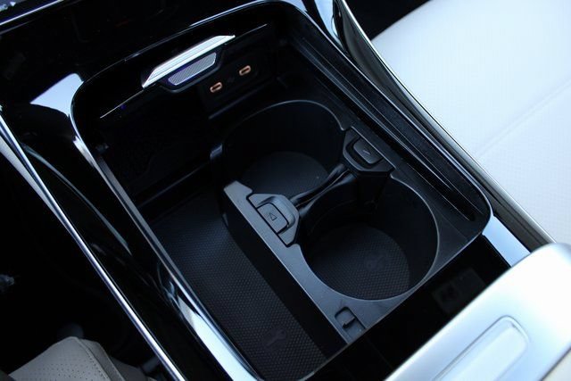 New 2025 Mercedes-Benz C 300 4MATIC Sedan image 29