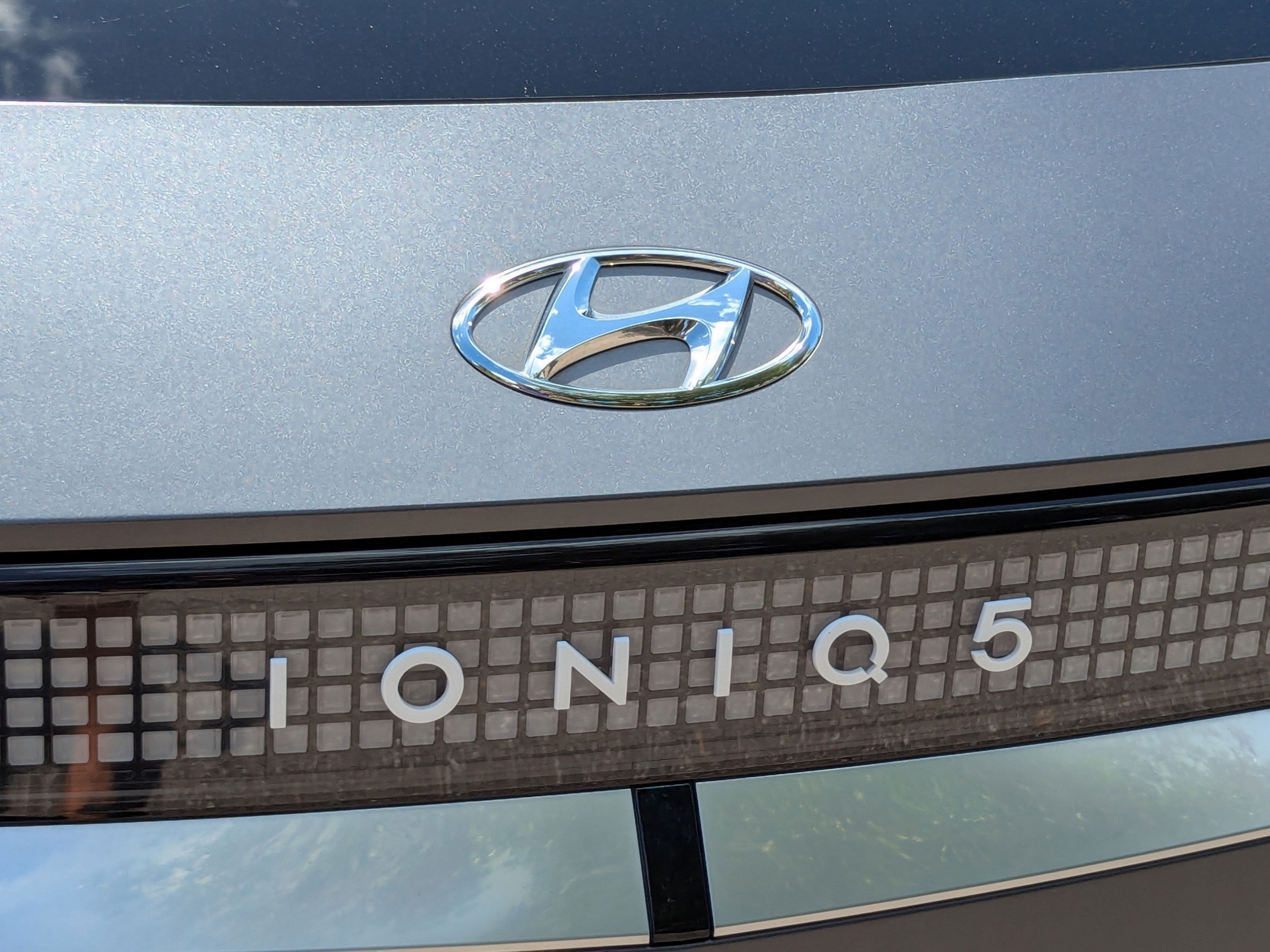 Used 2024 Hyundai Ioniq 5 Limited AWD/4WD image 13