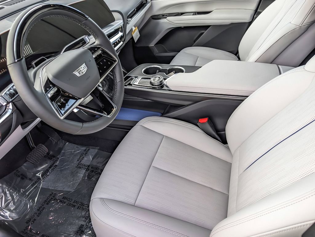 New 2026 Cadillac Lyriq Premium Luxury AWD/4WD image 8