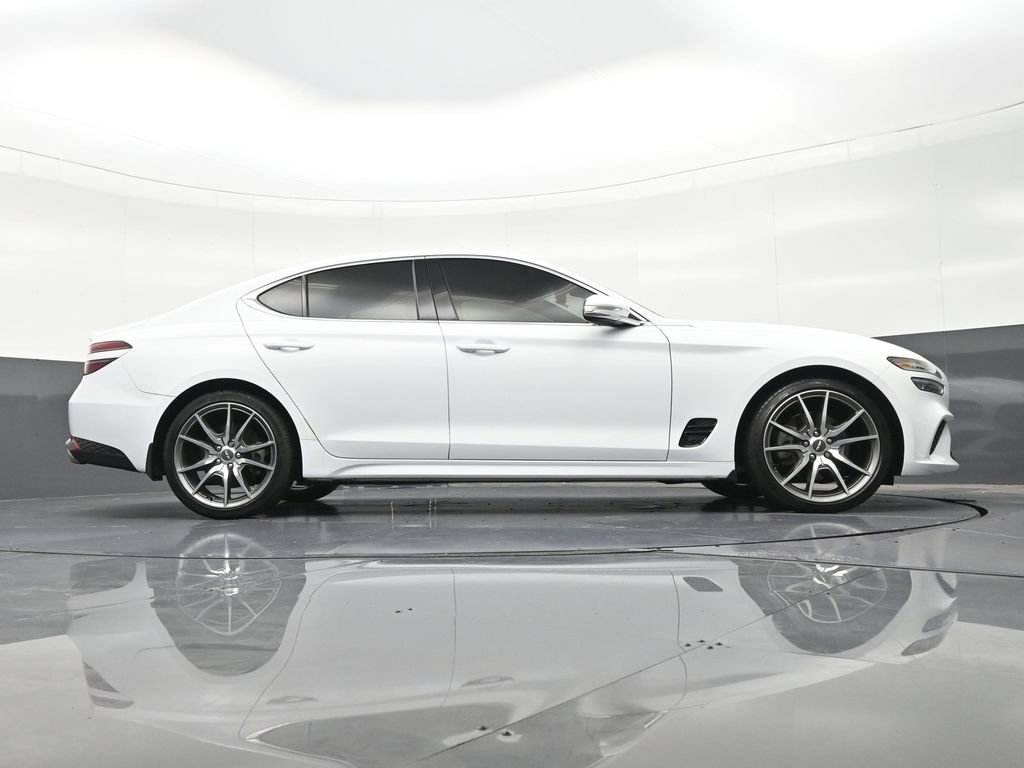 Used 2023 Genesis G70 2.0T RWD image 33