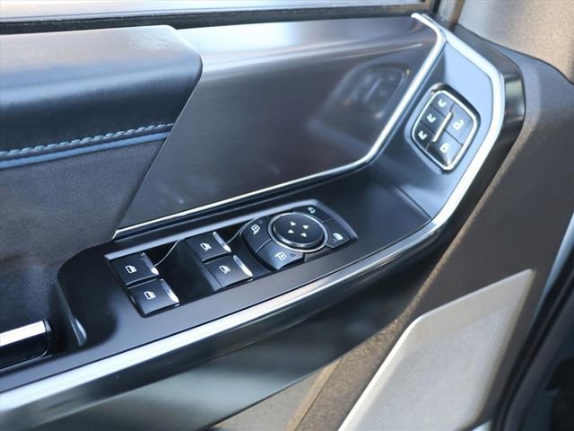 Used 2024 Ford F150 Platinum w/ Equipment Group 702A High image 19