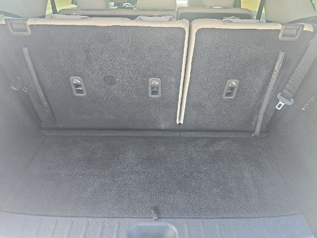 Certified 2022 Nissan Pathfinder SV FWD image 12