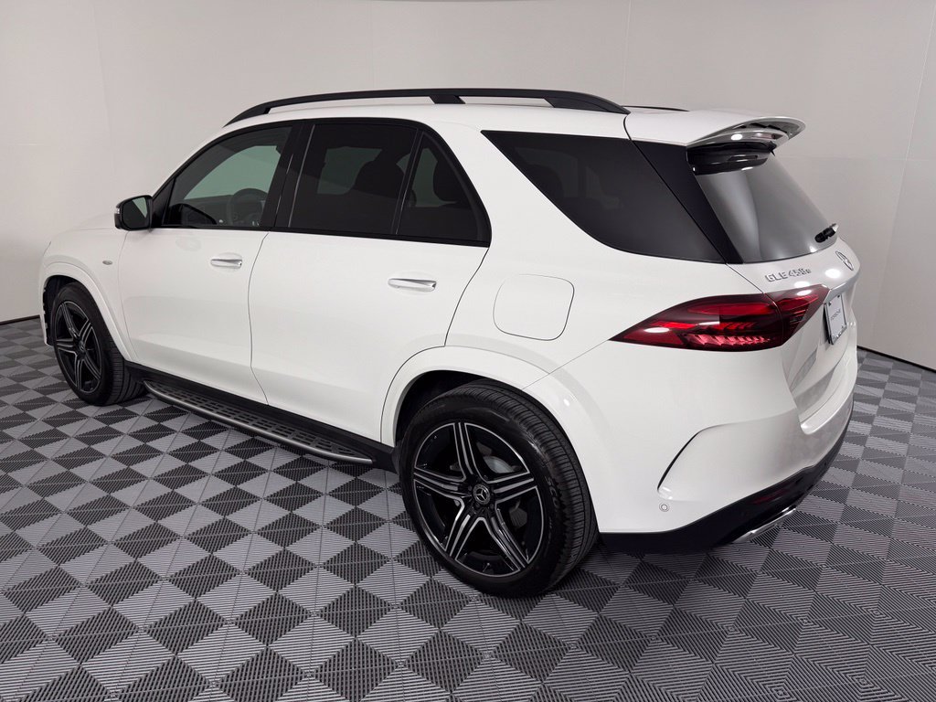 Used 2025 Mercedes-Benz GLE 450e 4MATIC image 3
