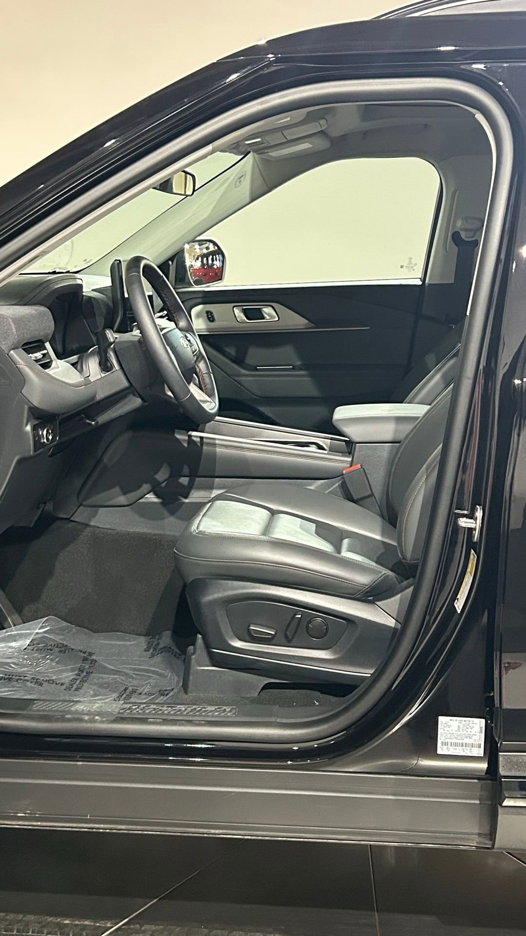 New 2026 Ford Explorer Active w/ Active Comfort Package AWD/4WD image 47